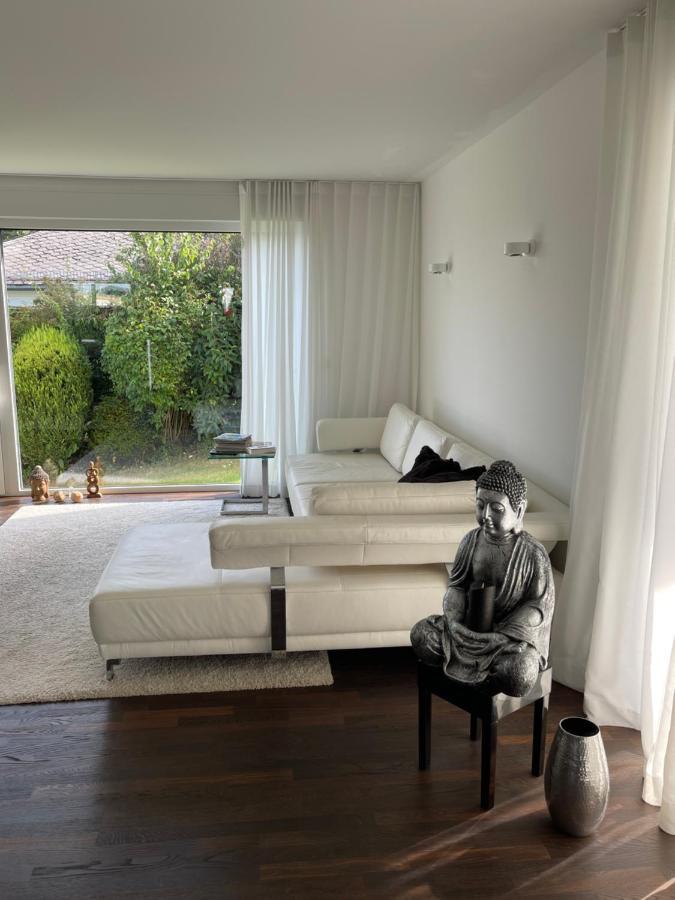 Gemuetliche Villa Am Waldrand In Taunusstein Bagian luar foto